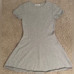 Girls H&M Gray dress with pearl detailed neckline. 10-12Y